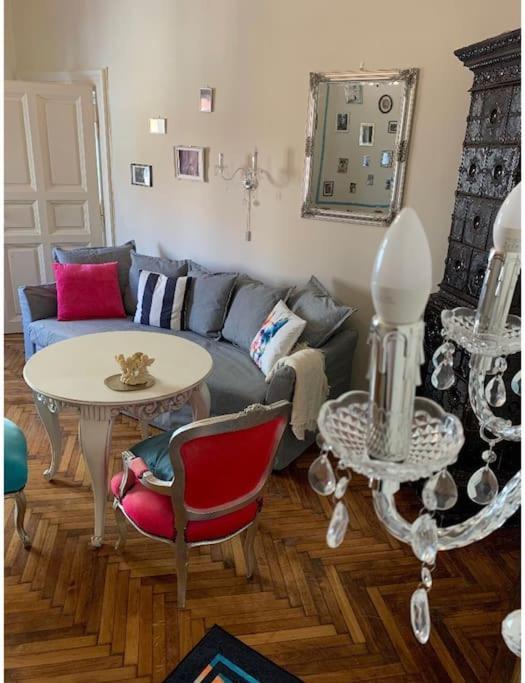 Barbie Baroque Lägenhet Budapest Exteriör bild